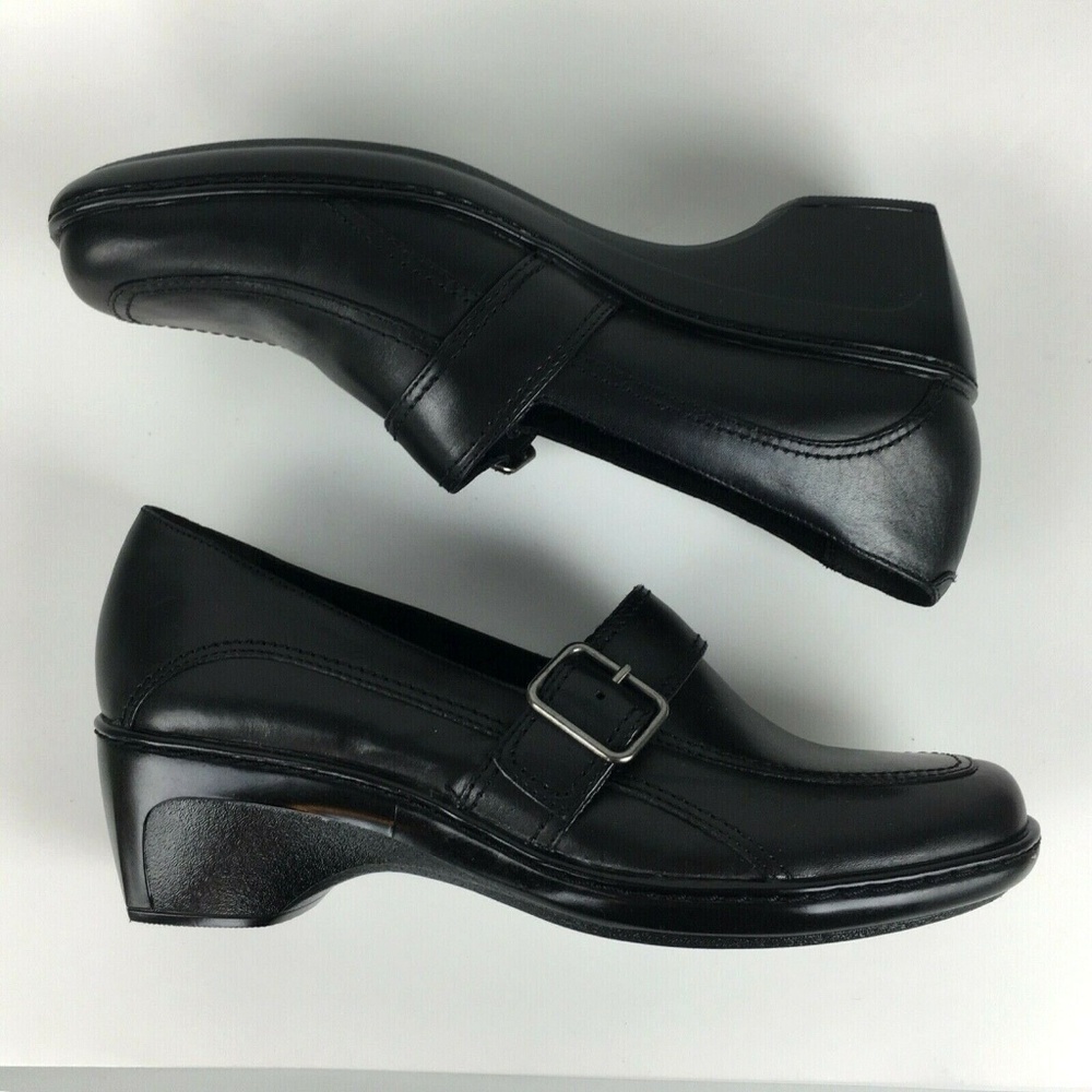 Clarks Rosemarie Black Leather Shoes 9 M Slip On